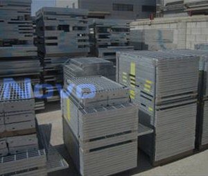 Лестничная ступень SР 34х38/30х2 Zn, длина: 600/240 мм 