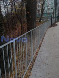 Фото Сварной забор для парка
