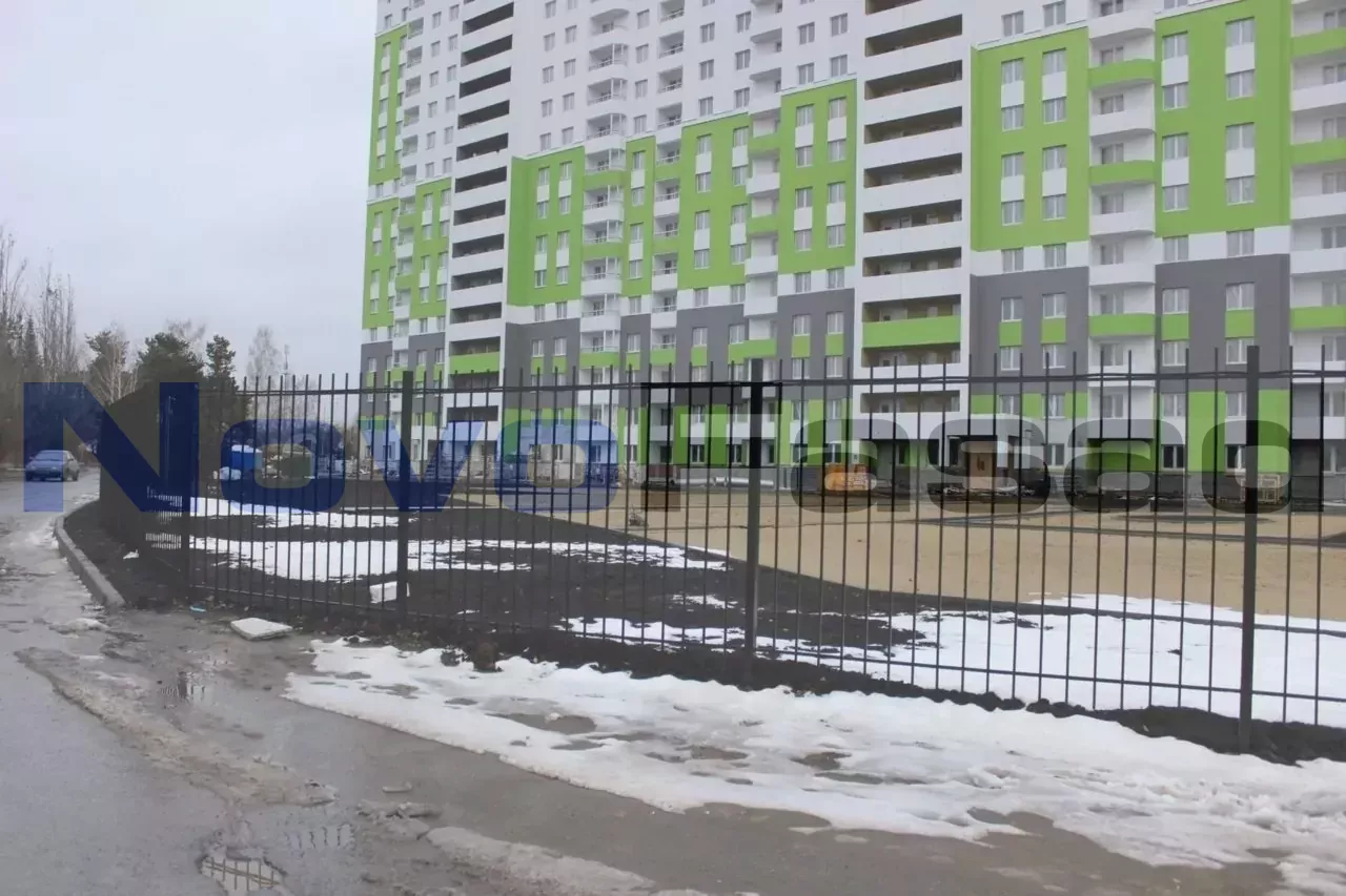 syt5sa1210u335l4vequ9xdq5zbzfetv.jpg.webp